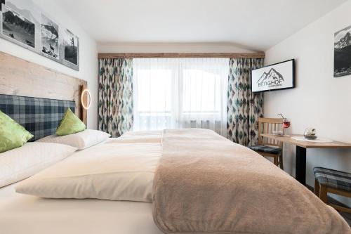Gasthof Pension Berghof in Hippach