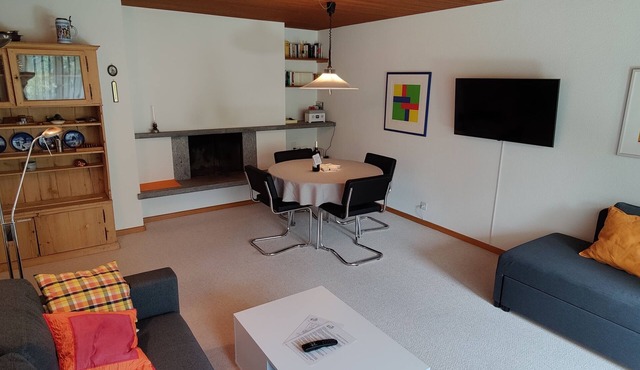 Gemütliches Appartement für Erholung und Sport in Klosters-Serneus