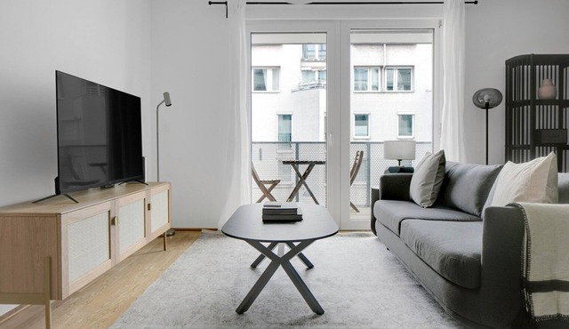 gepflegter Neubau mit Balkon, nähe UNO, Donauinsel und Alten Donau, viele Badestrände, 5 min zur U1