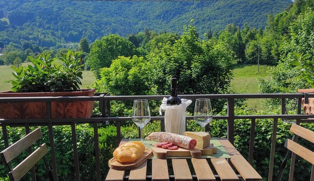 Giuly Prada Rustic House in Bellagio
