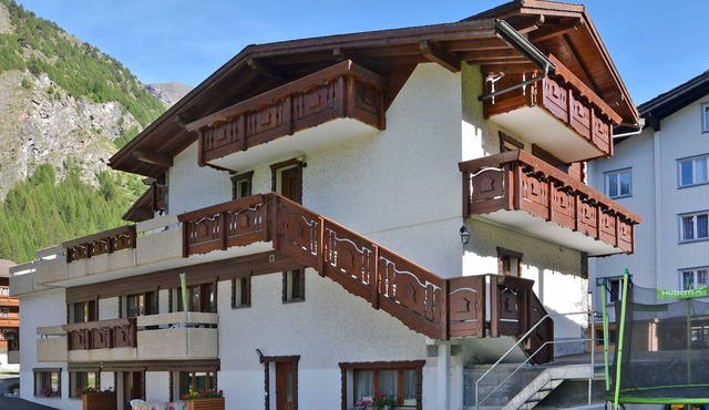 Haus Quelle by Interhome in Saas-Grund