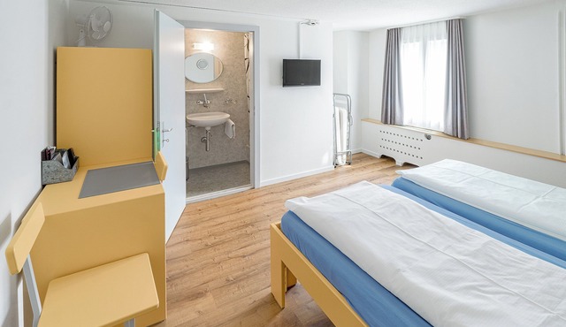 Hirschen Schwyz GmbH - Hostel in Schwyz