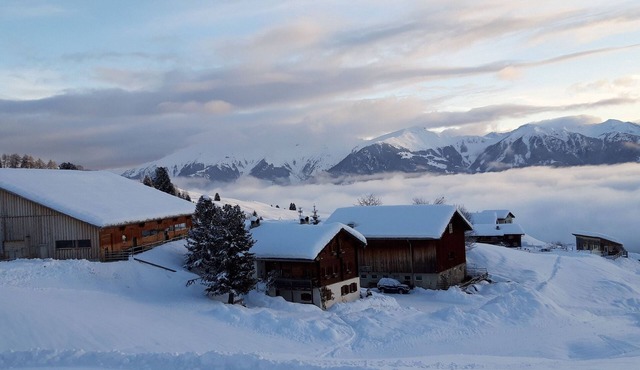 "Hof Gross Gada" on the ski piste in Tschappina