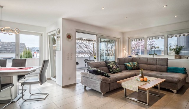 Holiday Apartment 'Haus Birkengraben' with Balcony & Wi-Fi