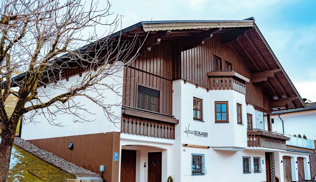 House Schlager "the vacation home" I 5 bedrooms I Dachstein-West