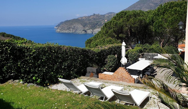 House / Villa - Levanto in Levanto