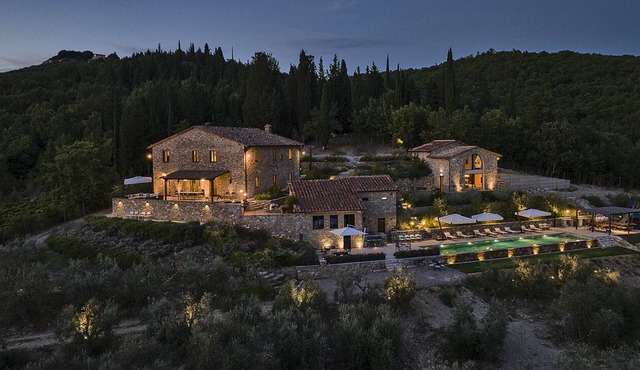 ISOLA SERENA Newly Expanded Private Luxury Villa, Tuscany, Infinity Pool & Views in Castellina in Chianti