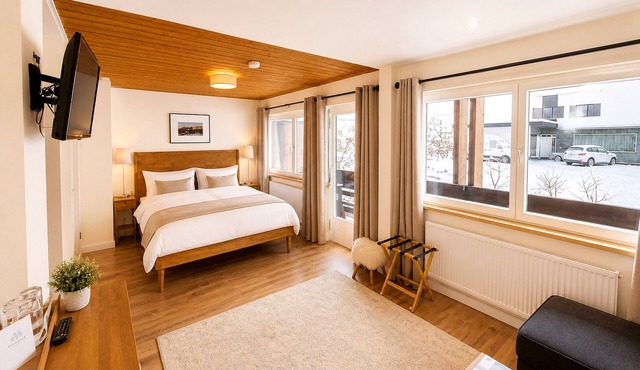 Junior Suite with Breakfast, Mountain View and Private Terrace