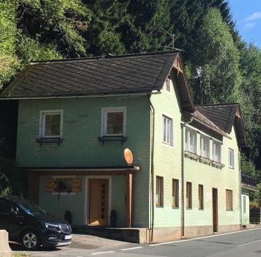 Large Family Holiday Home near Katschberg