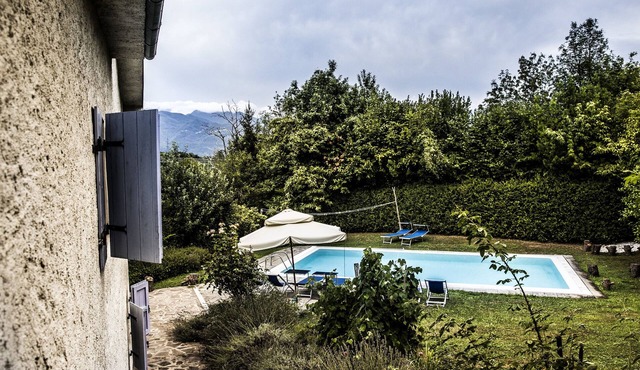 LAST MINUTE Lavender house by 'Zen in Jazz!', villa with pool in Cerretoli
