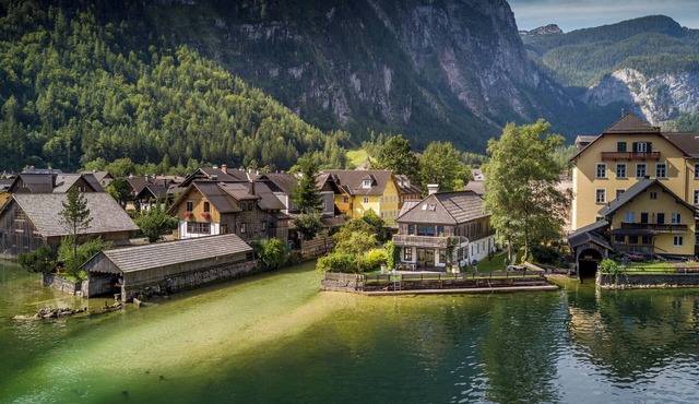 LOFT AM SEE - Apartment with direct lake access in Hallstatt