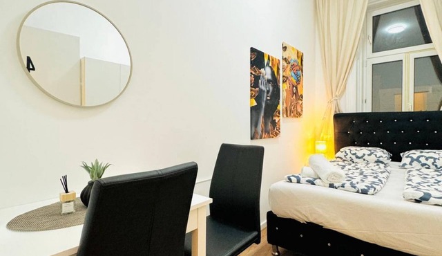 Lovely Room for Two, Close to Atzgersdorf Station