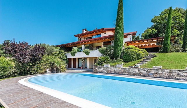 Luxurious Lake Garda Retreat | Villa Manerba Del Garda | Private Pool in Manerba del Garda