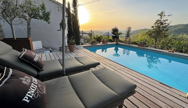 Luxury authentic private villa with private swimming pool in Provincia di Rimini