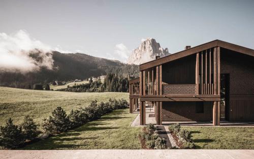 Luxury Chalet Alpurio in Selva di Val Gardena