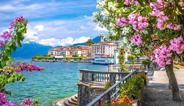 MESMERIZING VIEWS OF COMO OVERLOOKING THE BELLAGIO in Bellagio