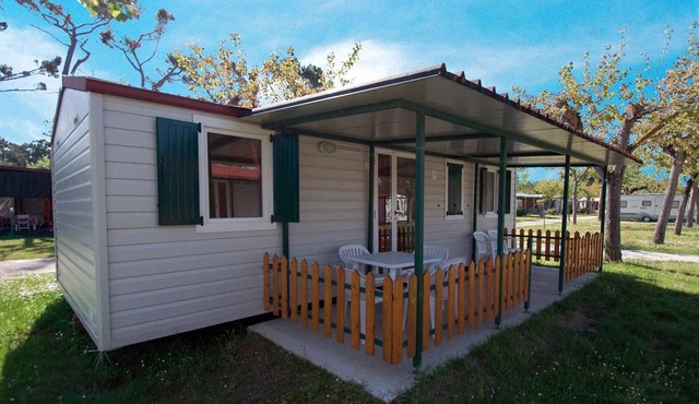 Mobile home with air conditioning in Lido di Dante