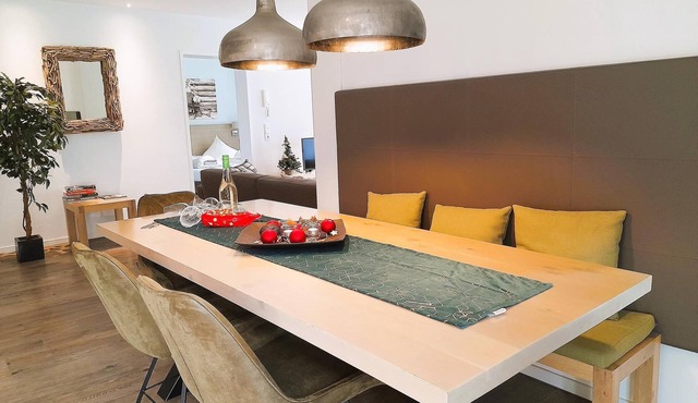 Moderne Ferienwohnung für 6 Personen mit 2 Terassen uns Hammer Aussicht