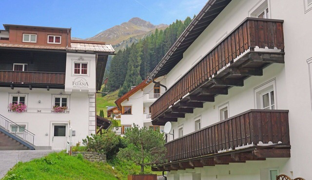 Nice apartment for 4 people with WIFI, TV, balcony, pets allowed and panoramic view