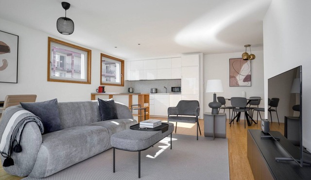 Nice Wallisellen 2br w/Storage & W/D, nr Local Market, by Blueground in Zurich