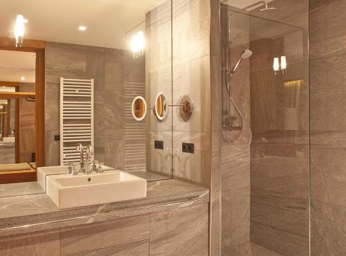 NIDUM - Casual Luxury Hotel