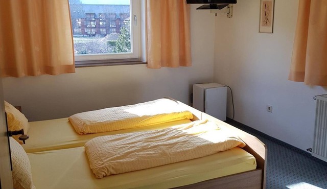 No. 5 double room with balcony, shower and WC - Privatpension Hedi