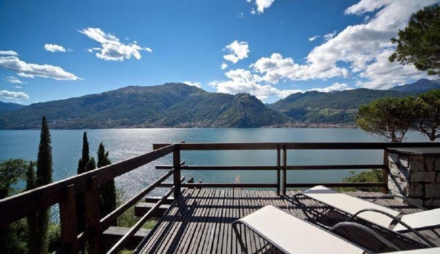 Olgiasca Villa Sleeps 8 Pool WiFi in Olgiasca