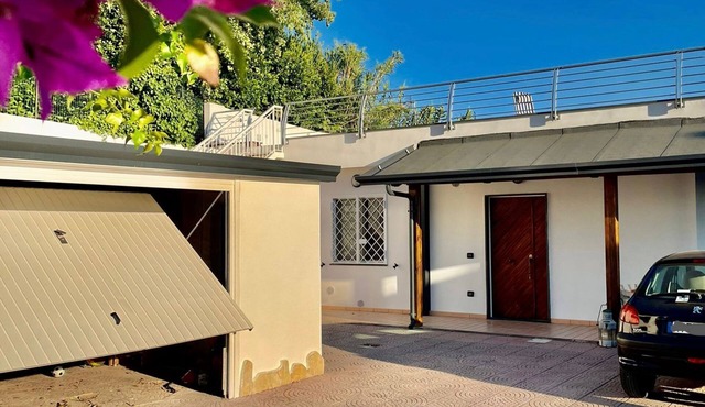 Panoramic villa between sea and lake in Bacoli