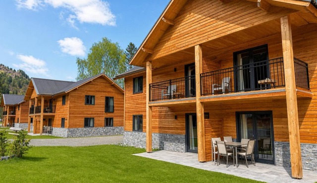 Premium apartment at a lake with mountain views