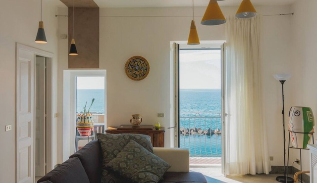 Refined accommodation with a shabby chic interior and fantastic view in Pioppi