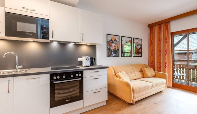 Reisslerhof 7-Person Apartment - Reisslerhof Hotel & Apartments by myNests