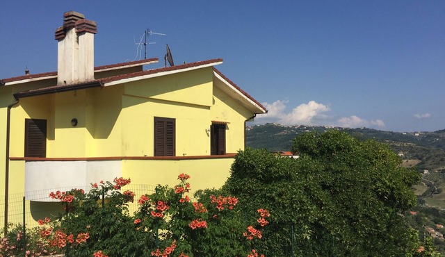 Room in panoramic villa in agropoli
