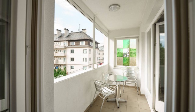 Salzburg: Apartment RIVERSIDE 2 for 1 - 12 people