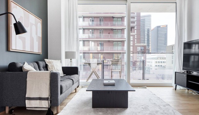 Sleek Landstraße 1BR w/Pool & Elevator, near Metro U3, by Blueground