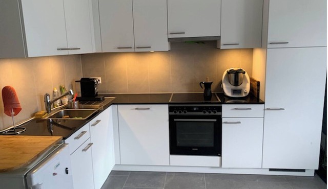 Studio Apt - Beautiful view, free parking! in Gilly