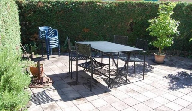 Studio close to the ski slopes, the baths, the lake and nature in Bex