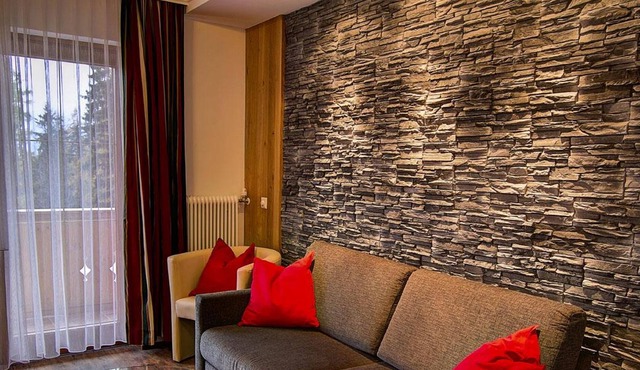 Suite/living room/1 bedroom/shower and toilet - Brückenhof