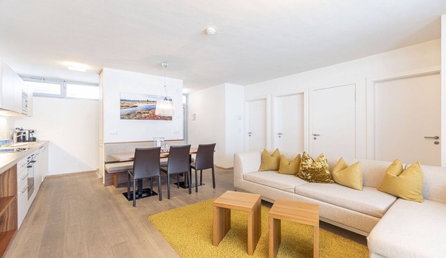 Superior apartment & summer pool