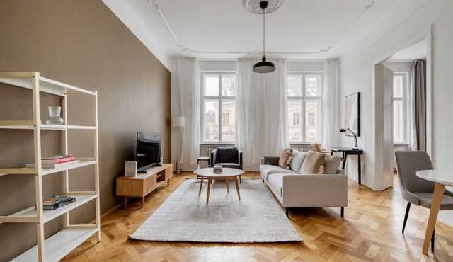 Tasteful Margareten 1BR, Fully Furnished & Equipped, by Blueground