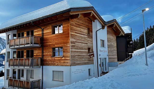 The accommodation is a vacation stay in the Aletsch Arena near the Aletsch Glaci in Bettmeralp