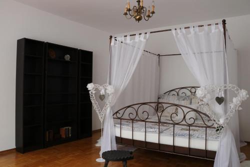 The Lakehouse Villa Neusiedl am See Wienerstraße 8