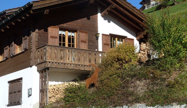 The rustic holiday home on the sunny slope in Küblis