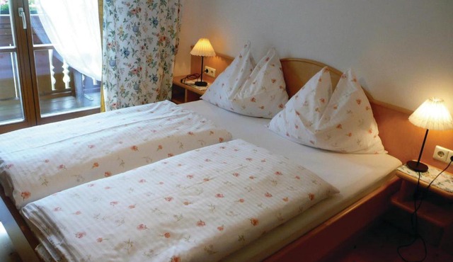 Three-Bedroom Apartment in Radstadt