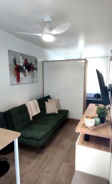 Tiny House im Seecontainer mit Parkplatz Garten in Schärding