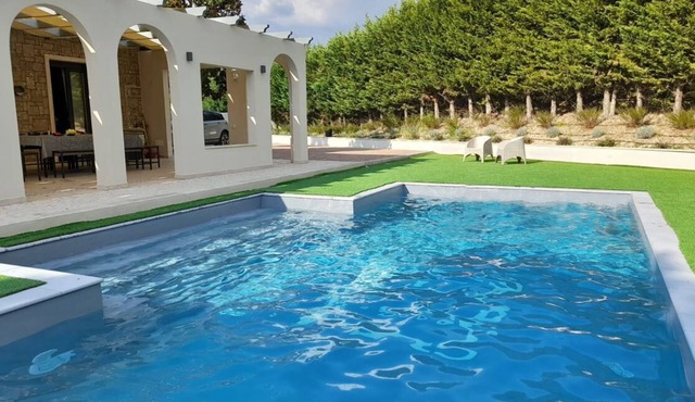 Vacation villa with private pool Italy in Rome for friends and families in Stroncone