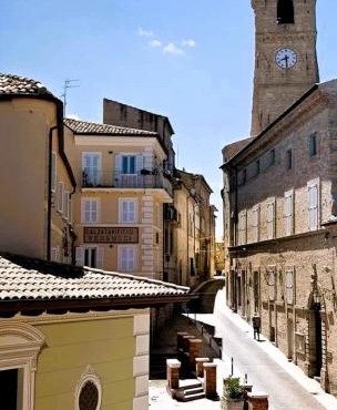 Vecchio Calzaturificio Verducci Affittacamere in Montegranaro