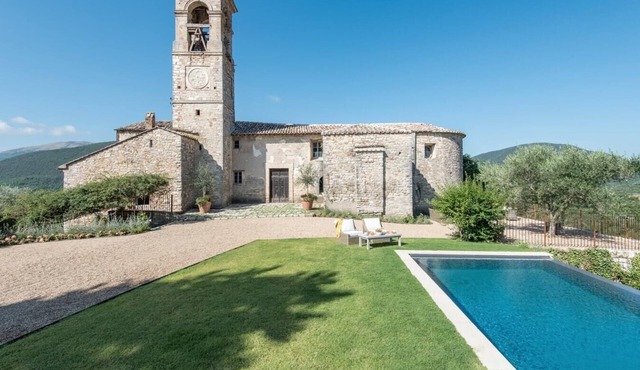 Villa Annachiara, Private villa with pool in Umbertide