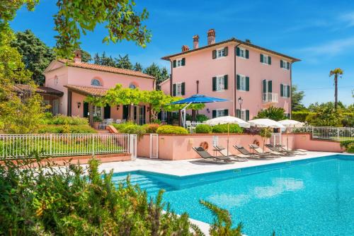 Villa Cà ai Venti in Corsanico-Bargecchia