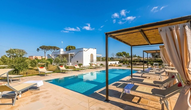 Villa Elysium for 10 with Pool near Gallipoli, Alezio, Italy in Alezio
