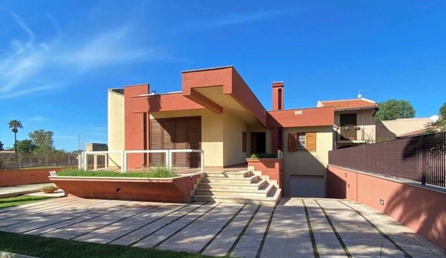 Villa in Comiso with 3 bedrooms sleeps 6 in Comiso